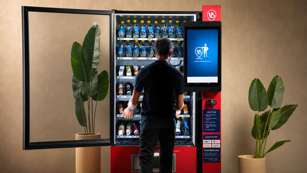 Snack and beverage vending machine for factory workers in India
Smart vending machine for college and hostel students with snacks and drinks
